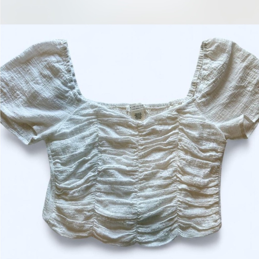 Chic White Ruched Blouse